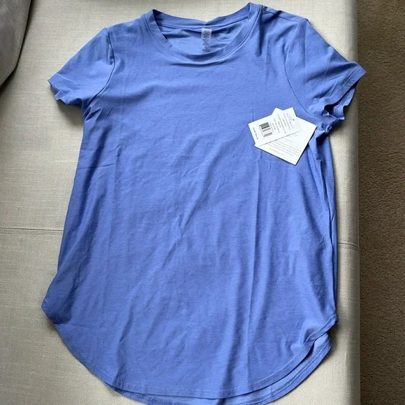 NWT BEYOND YOGA featherweight On the Down Low T-Shirt Soft size XS - Picture 1 of 6